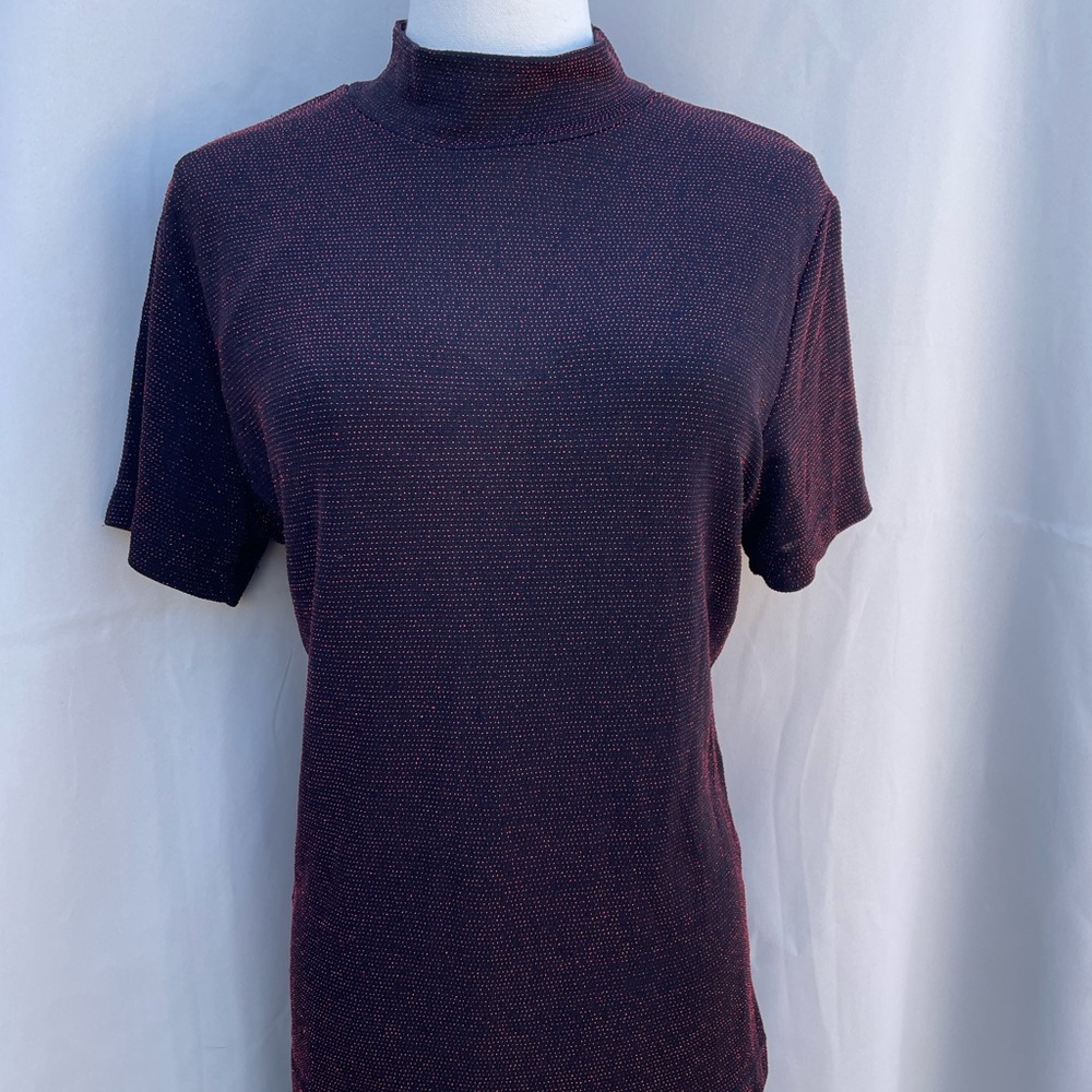 Vintage Joanna Women’s Mockneck Top, size L,‎ Black with Red Shimmer, EUC